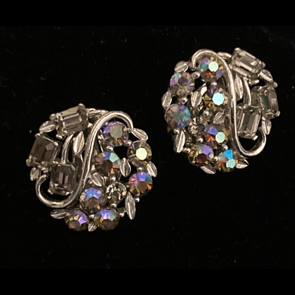Lisner Rhinestone & Baguette, Clip-On Earrings - Picture 2 of 8
